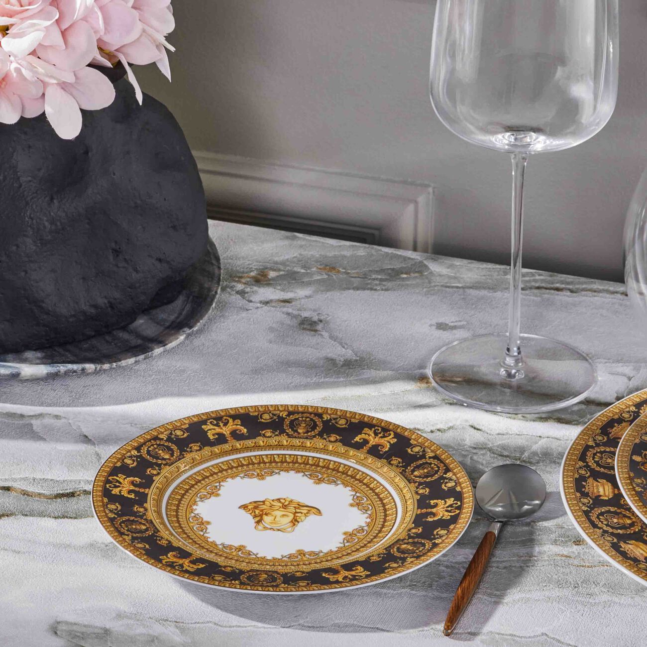versace i love baroque nero bread butter plate round black 27cm