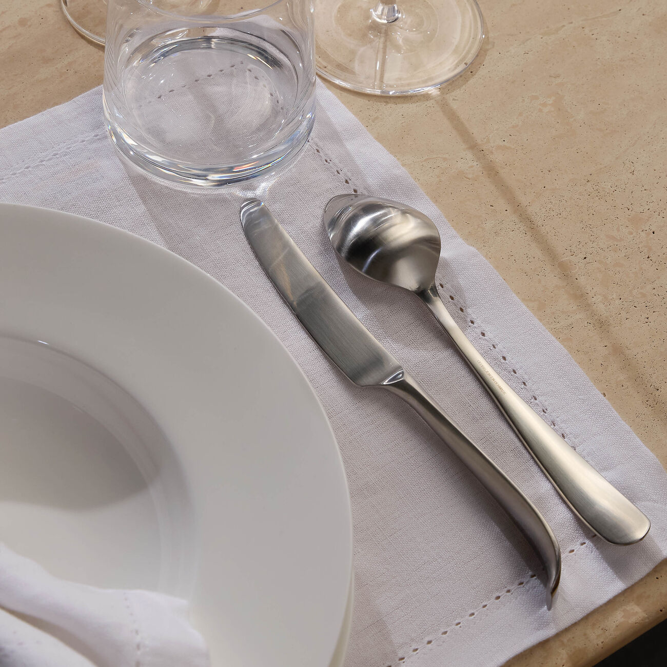 جورج جنسن طقم أدوات المائدة فيفيانا من 24 قطعة شفاف