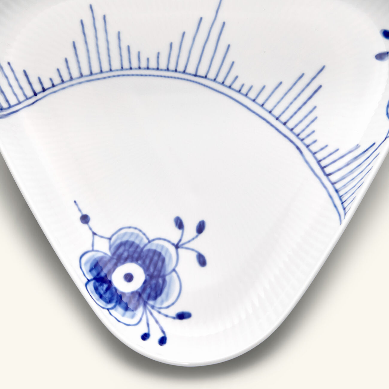 royal copenhagen blue fluted mega serving plates set of 4