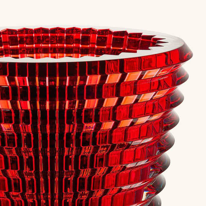baccarat eye vase round large red