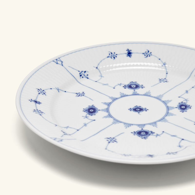 رويال كوبنهاغن طبق العشاء بلو فلوتد بلاين أبيض مستدير 27 سم