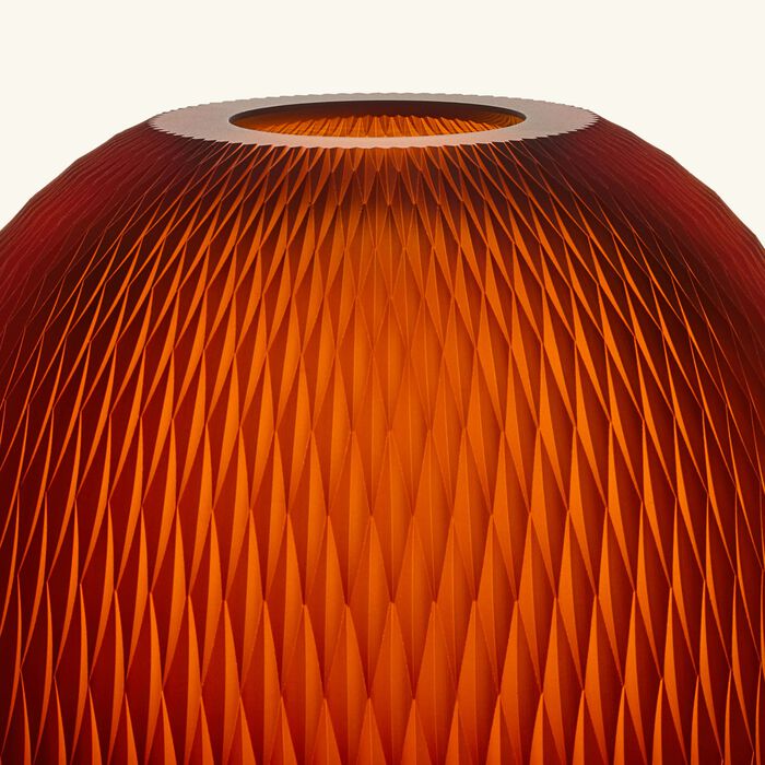ruckl metamorphosis vase round large amber