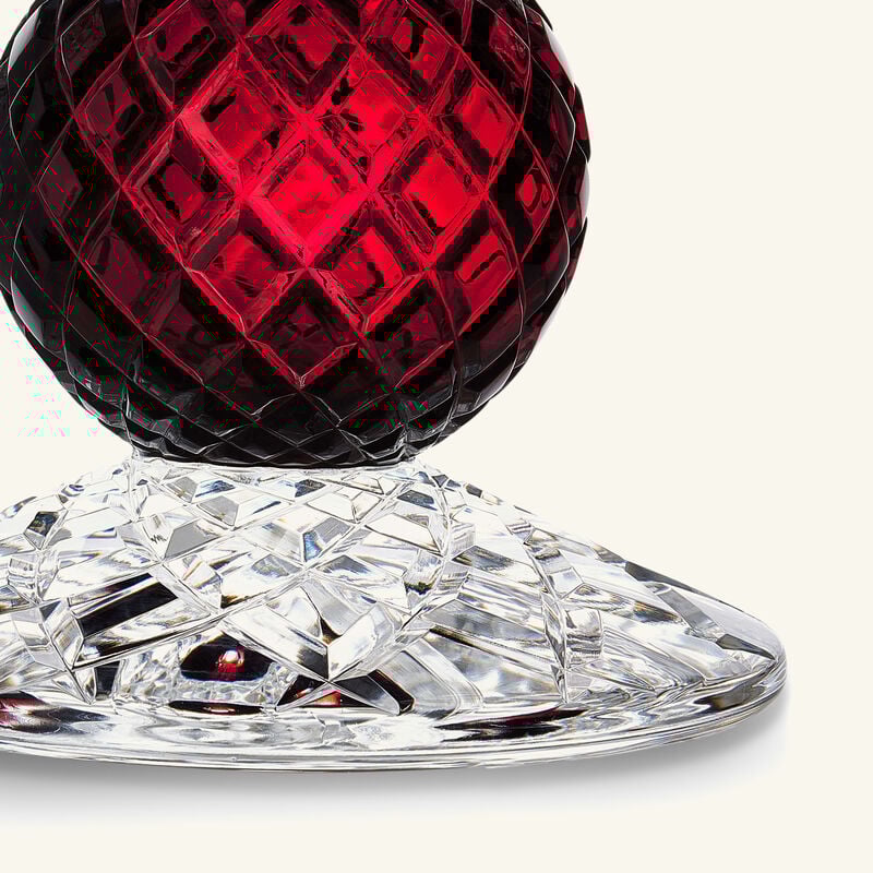 ماريو تشيوني قطعة الديكور كاترينا كبيرة الحجم حمراء