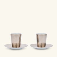 طقم ديفاين مؤلف من فنجانين للقهوة مع صحنيهما باللون الفضي برناردو طقم ديفاين مؤلف من فنجانين للقهوة مع صحنيهما باللون الفضي