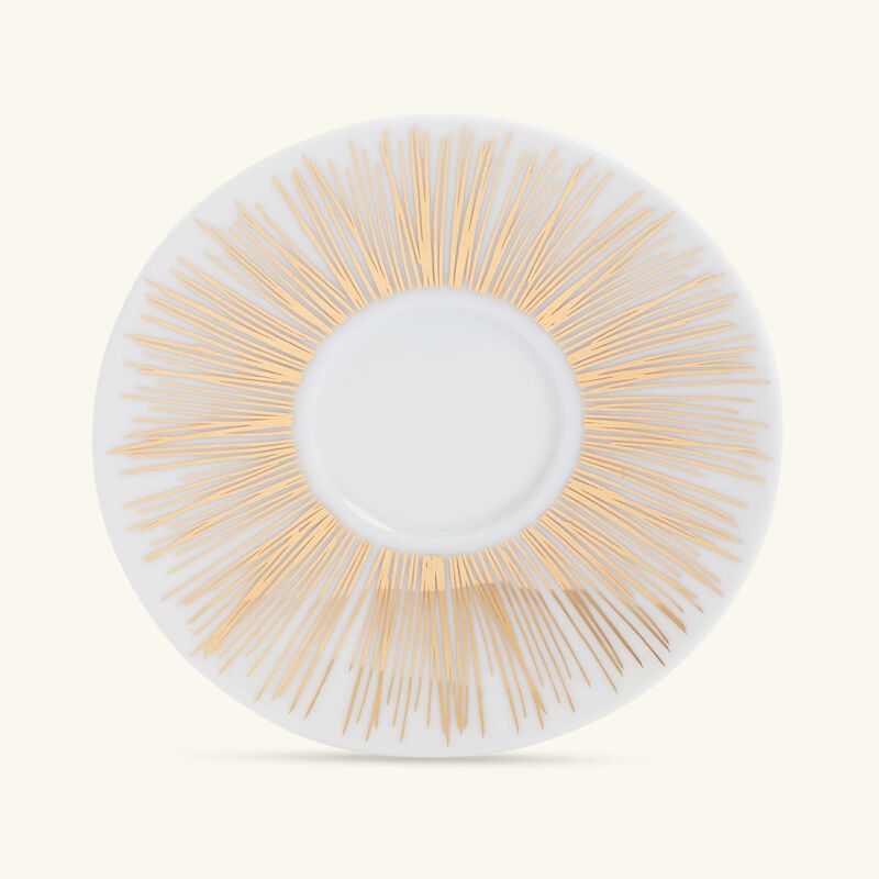 طقم تمرة بالتعاون مع رزان العزوني سترايبس توب المؤلف من فنجانين للقهوة مع صحنيهما باللون الذهبي صلصال طقم تمرة بالتعاون مع رزان العزوني سترايبس توب المؤلف من فنجانين للقهوة مع صحنيهما باللون الذهبي