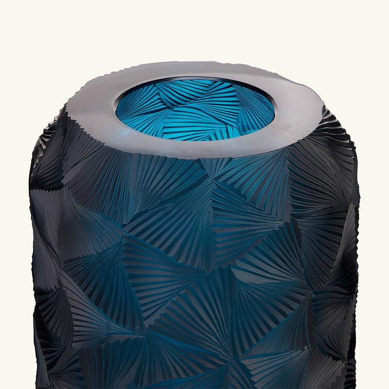 ruckl metropolis monumenta vase aquamarin