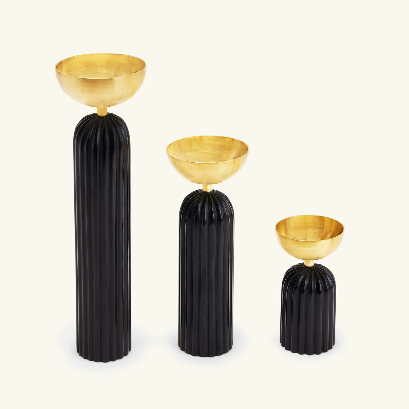 ira udaipur aadya diya tea light holder set black