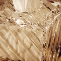 mario cioni c crystal tissue box clear