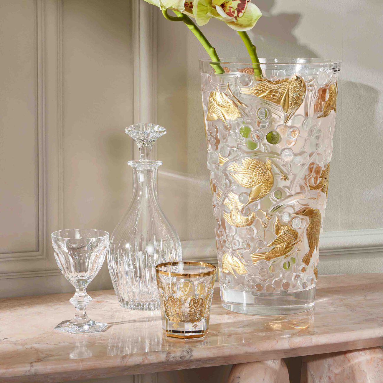 Merles et Raisins Vase Medium Gold lalique merles et raisins vase medium gold