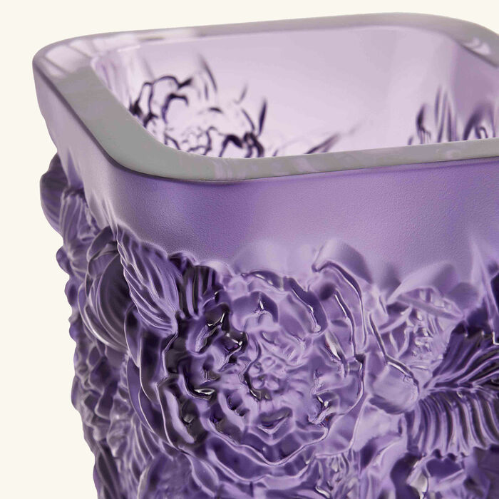 lalique botanica vase pivoines small