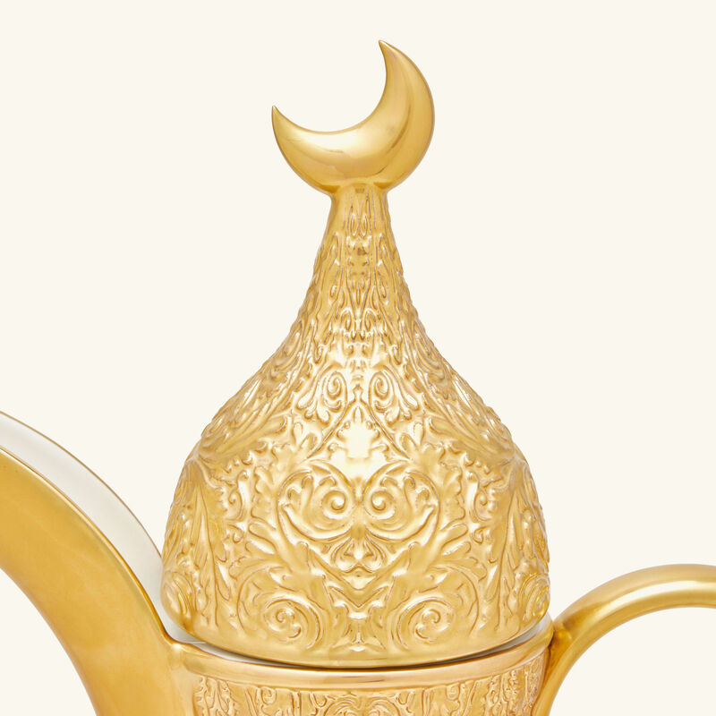 دلة القهوة آمور باللون الذهبي large