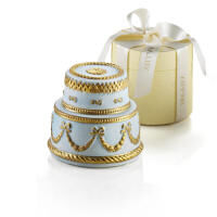 Chantilly Cake Candle, small