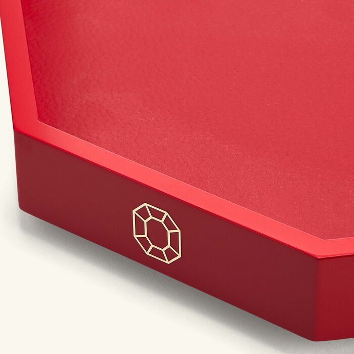 باكارا صينية أوكتوجون متوسطة الحجم باللون الأحمر