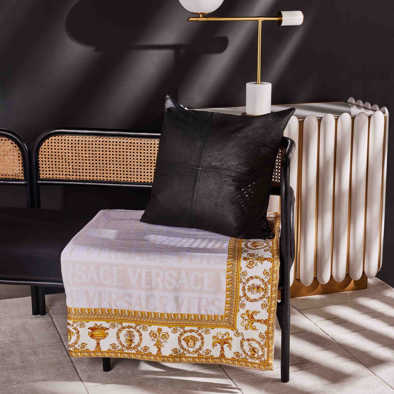 فيرساتشي بطانية آي لاف باروك