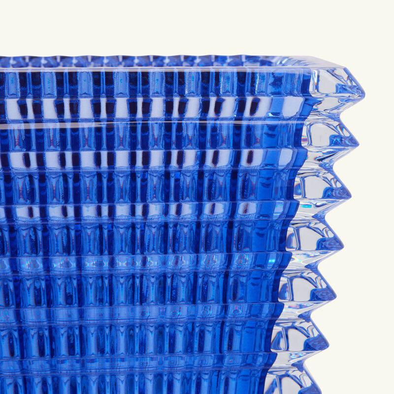baccarat eye vase rectangular small blue