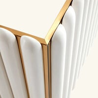 جوناثان أدلر خزانة كيكي الصغيرة بيضاء