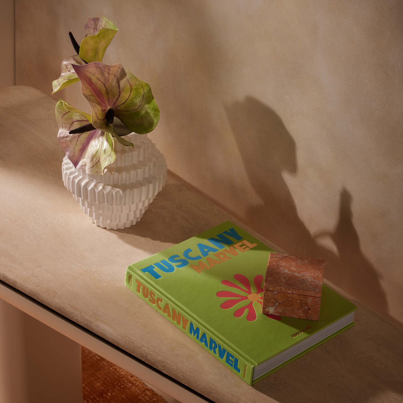 assouline tuscany marvel book 33x25cm