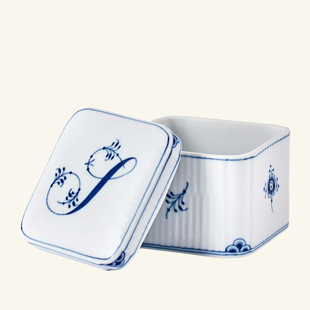 Alphabet Collection S Bonbonniere Box White royal copenhagen alphabet collection s bonbonniere box white