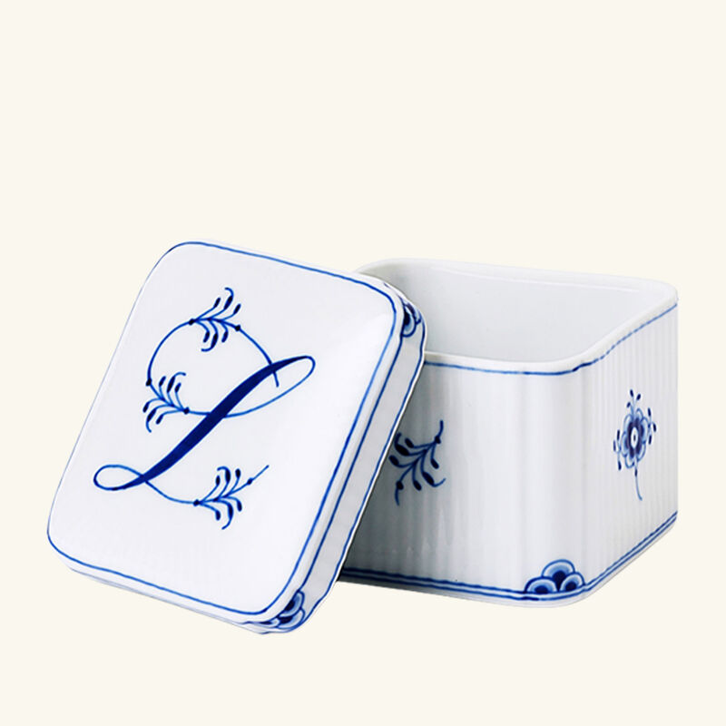 royal copenhagen alphabet collection l bonbonniere box white