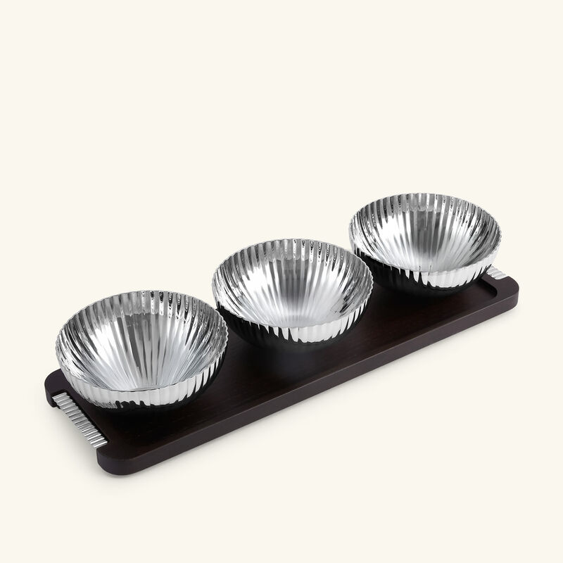 طقم أوعية التقديم بيرنادوت باللون البني جورج جنسن طقم أوعية التقديم بيرنادوت باللون البني