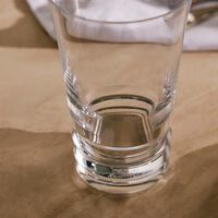 طقم فيغا مؤلف من كأسين للشرب باللون الشفاف باكارا طقم فيغا مؤلف من كأسين للشرب باللون الشفاف