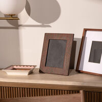 إيترو إطار الصور أرنيكا باللون البني