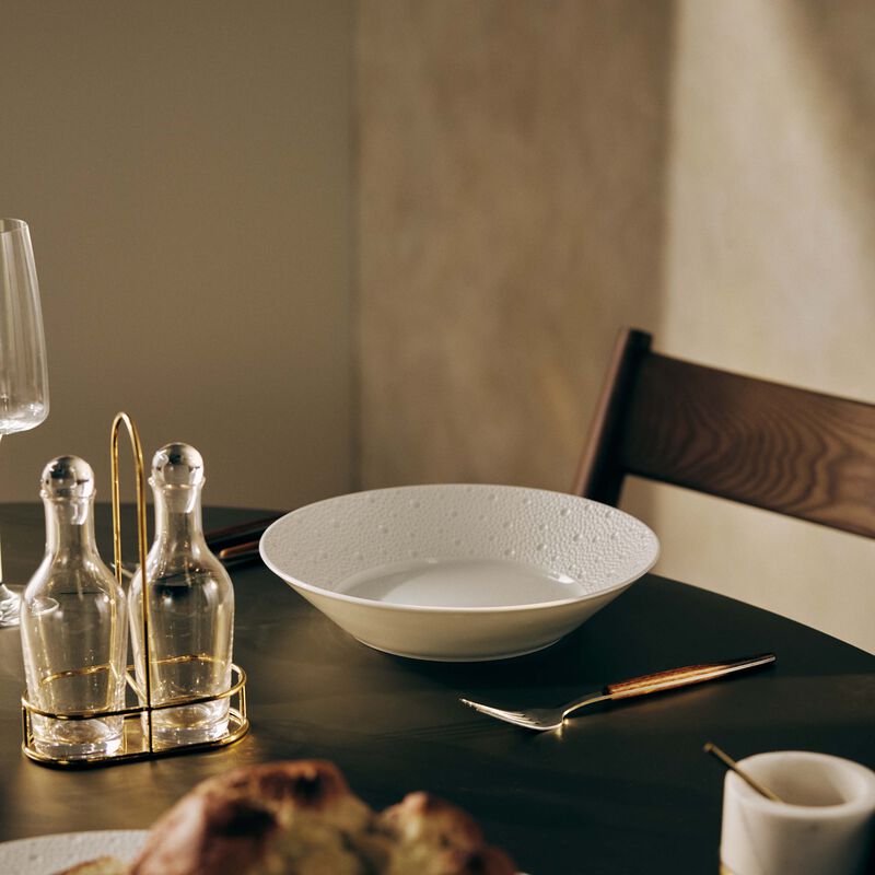 برناردو وعاء الضيافة إكومي أبيض 24 سم