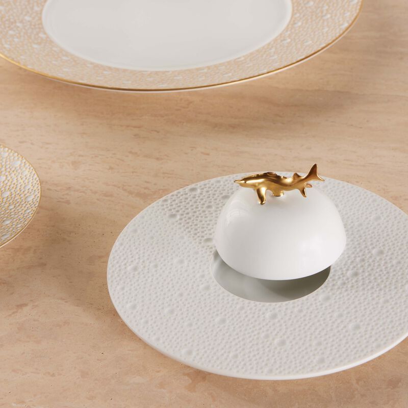 برناردو طبق الضيافة إكيوم دائري أبيض 18 سم