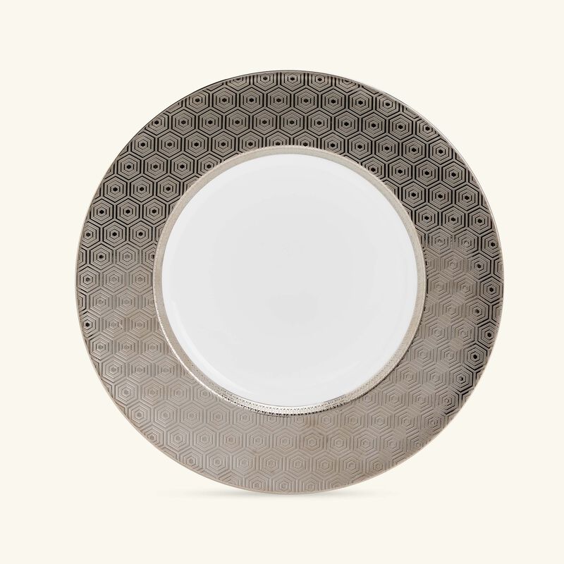 طبق الضيافة ديفاين دائري باللون الفضي 32 سم برناردو طبق الضيافة ديفاين دائري باللون الفضي 32 سم