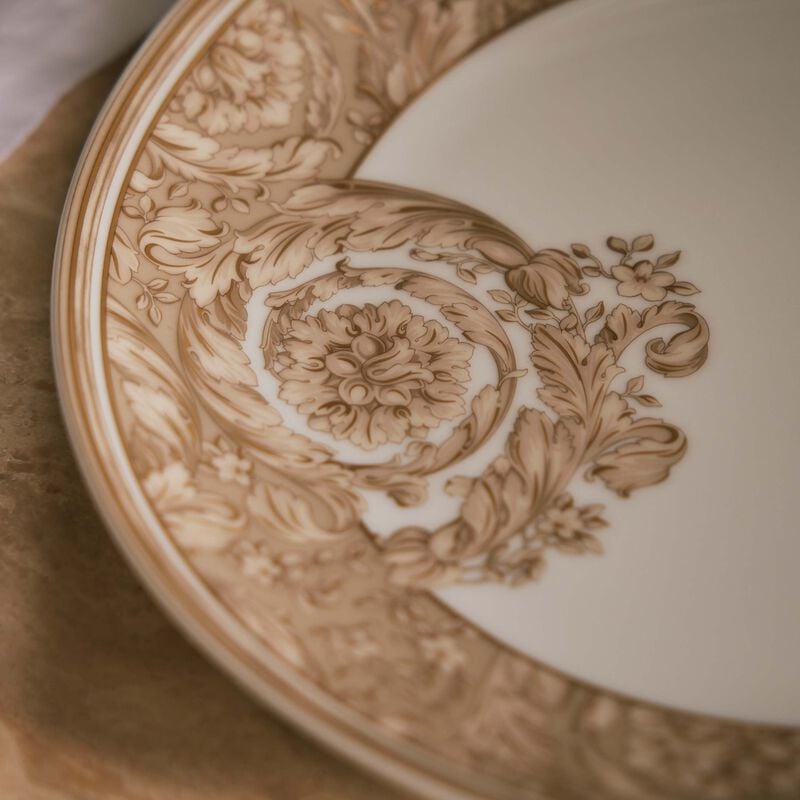 Barocco Beige Salad Plate Round 21 cm versace barocco beige salad plate round 21 cm