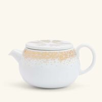 silsal tamrah by razan alazzouni teapot