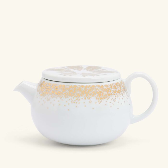 Tamrah by Razan Alazzouni Teapot