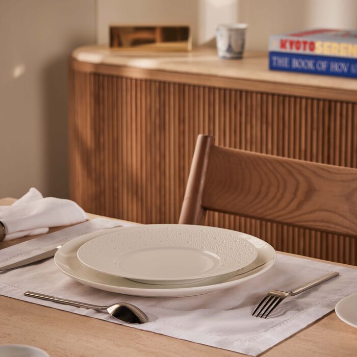 Ecume Salad Plate Round White 21cm bernardaud ecume salad plate round white 21cm