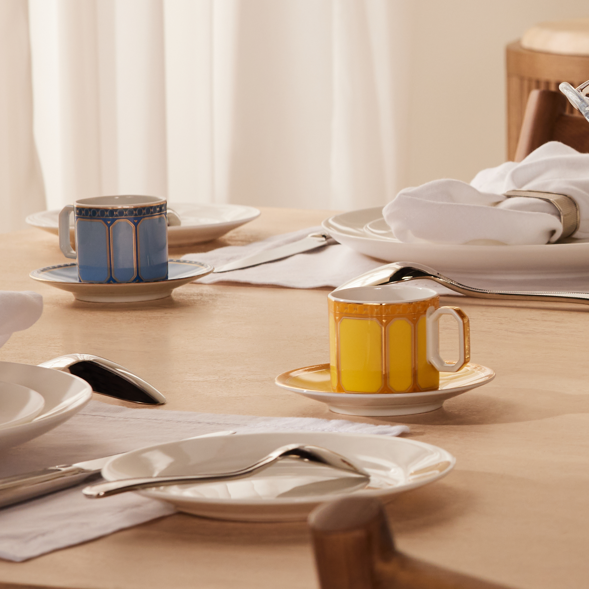 Coffee Cups & Saucers