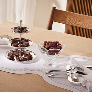 Runners & Table Cloths